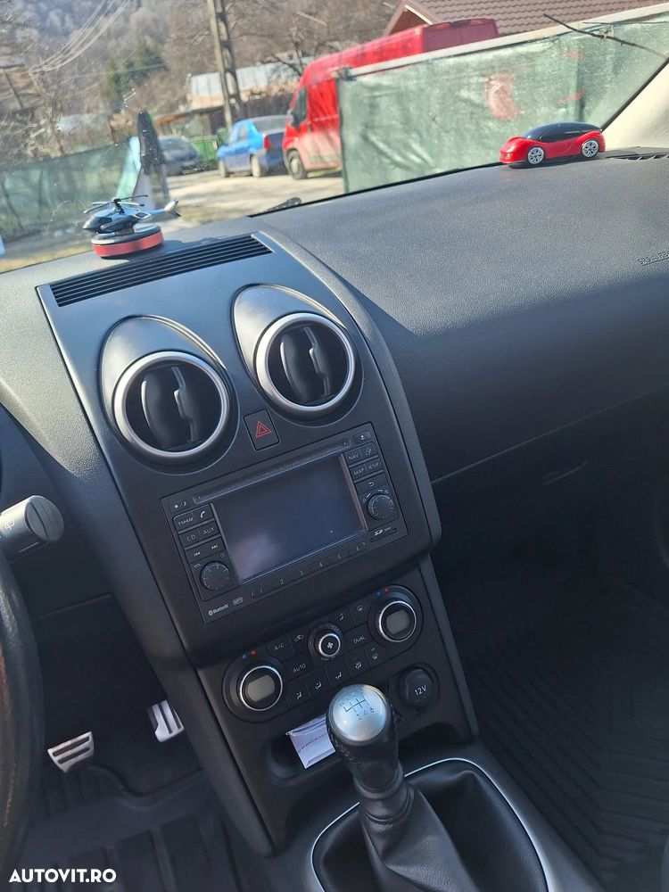 Nissan Qashqai+2 - 4