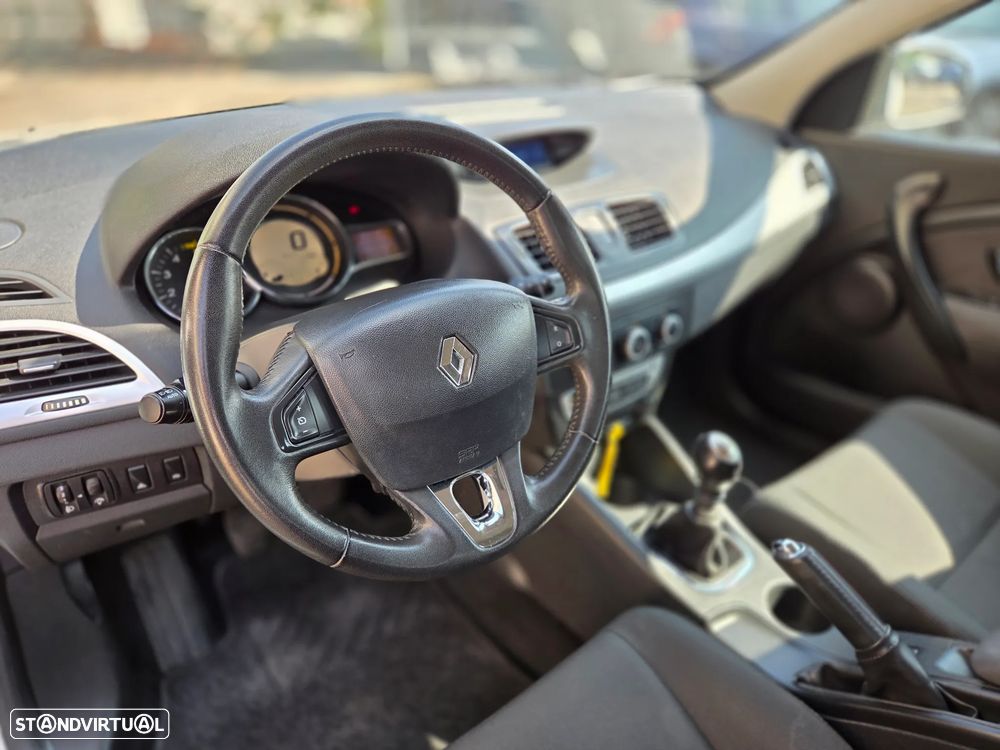 Renault Mégane 1.5 dCi Dynamique - 14