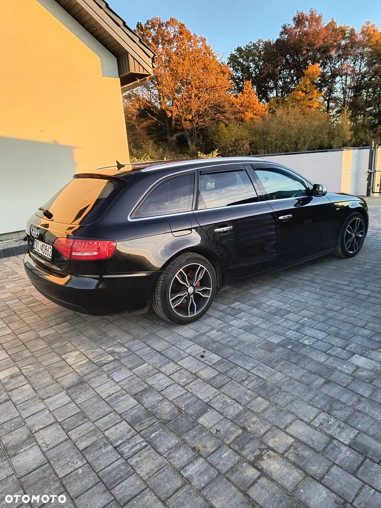 Audi A4 Avant 2.0 TDI - 9