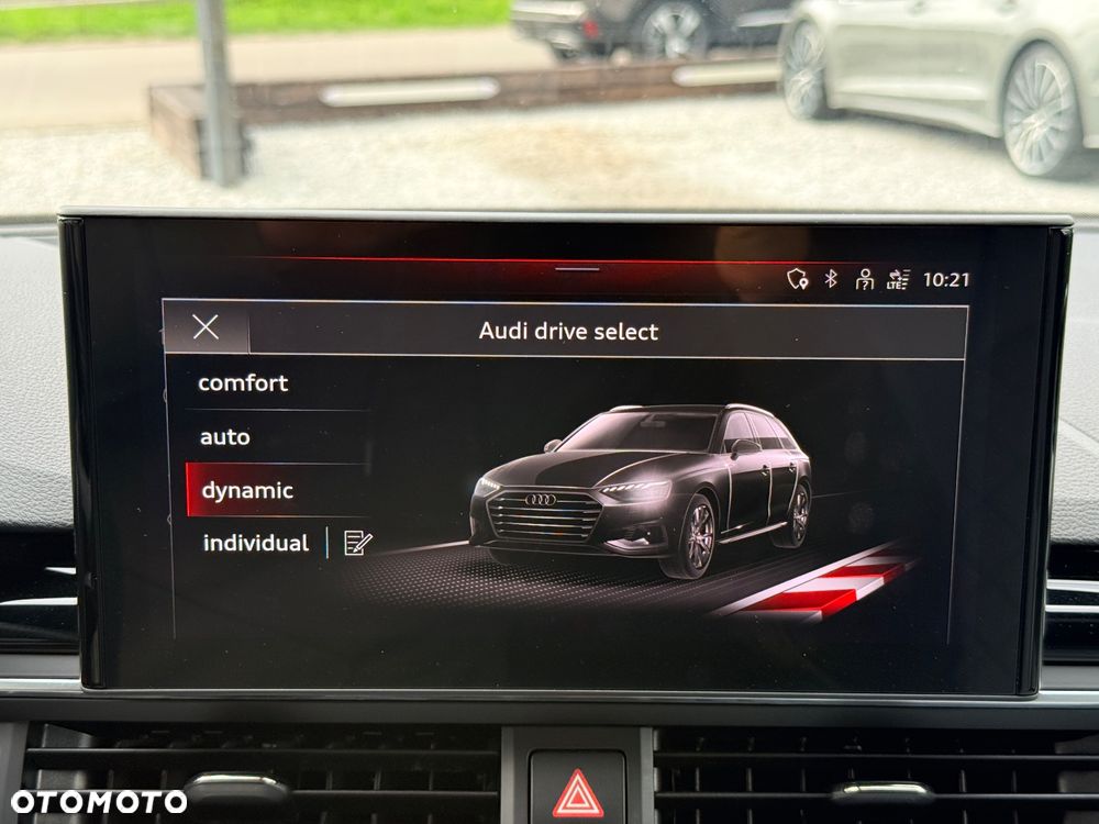 Audi A4 Avant 35 TFSI S tronic S line - 27