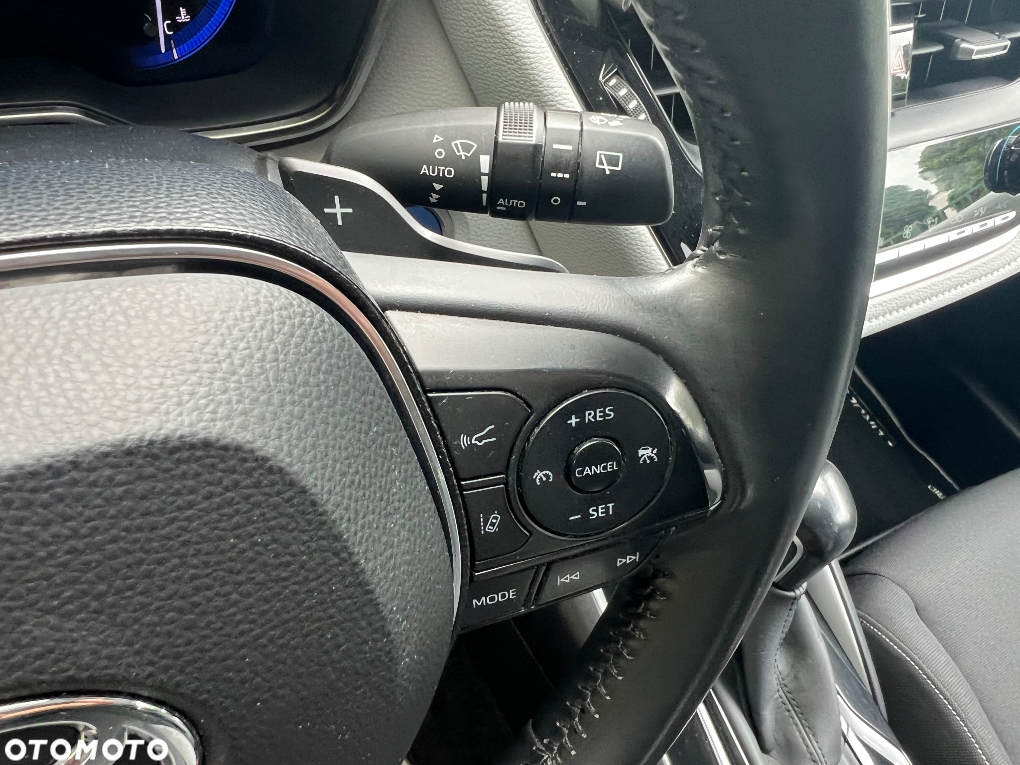 Toyota Corolla 2.0 Hybrid Comfort - 20