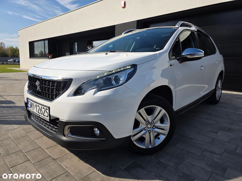 Peugeot 2008 PureTech 110 Style - 1