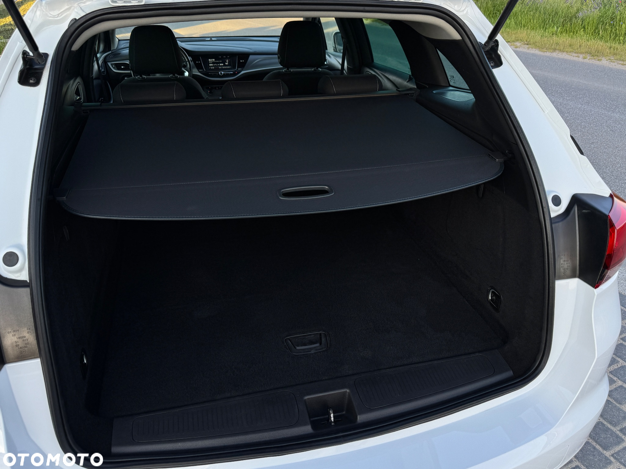 Opel Astra 1.6 D (CDTI) Edition - 24