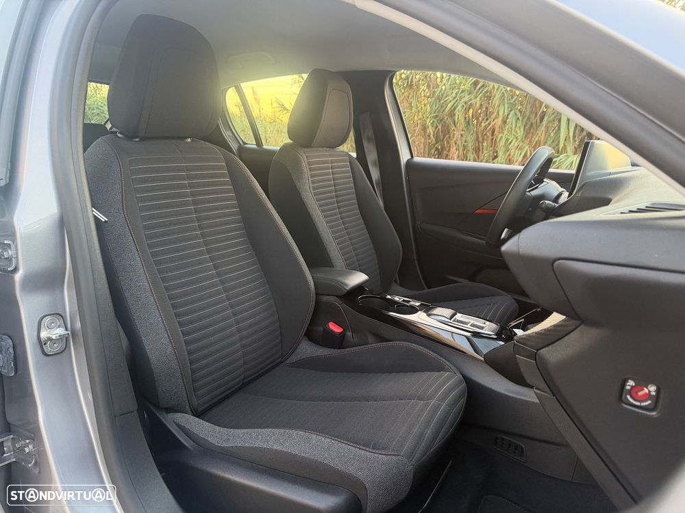 Peugeot e-208 50 kWh Active Pack - 22