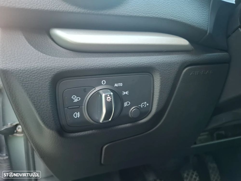 Audi A3 Limousine 1.6 TDI Advance - 28