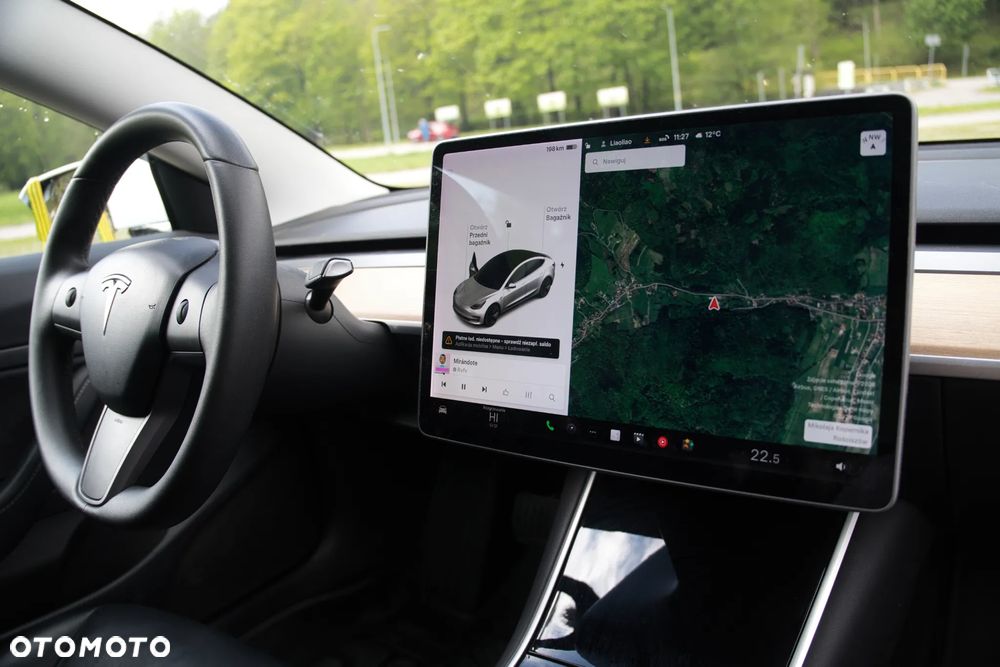 Tesla Model 3 Standard Reichweite Plus Hinterradantrieb - 11