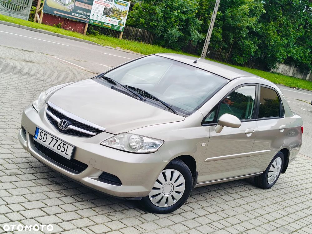 Honda City 1.4 Comfort - 1