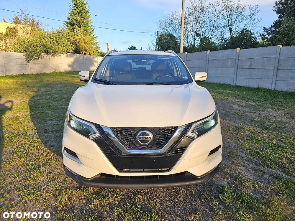 Nissan Qashqai - 10