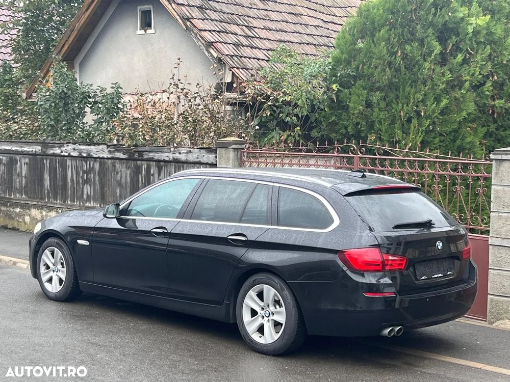 BMW Seria 5 525d Aut. Luxury Line - 3
