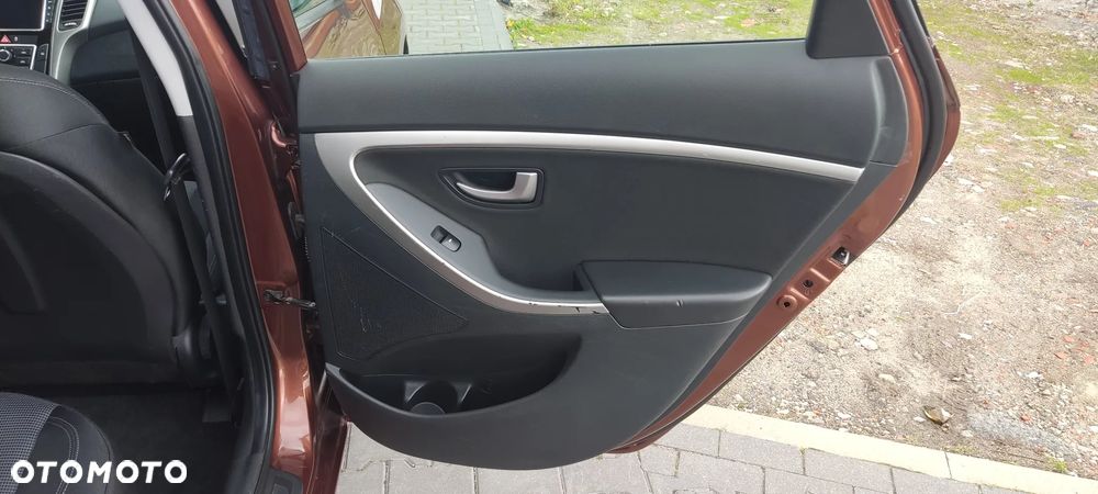 Hyundai i30 - 27