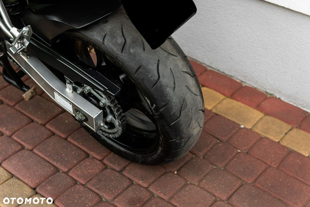 Yamaha FZ - 8