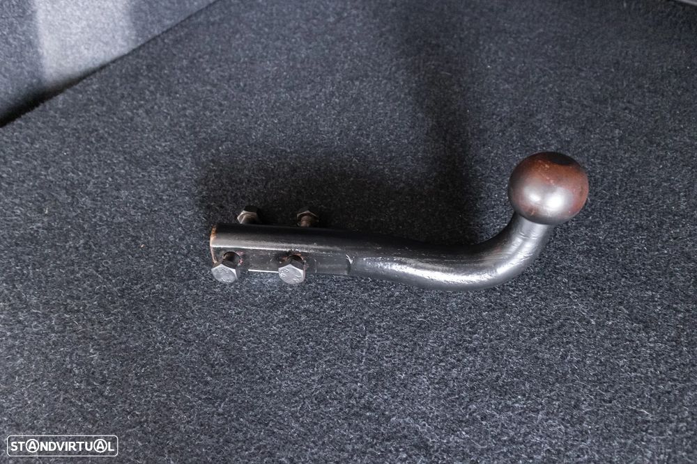 Volvo XC 40 2.0 D3 Momentum Plus Geartronic - 25