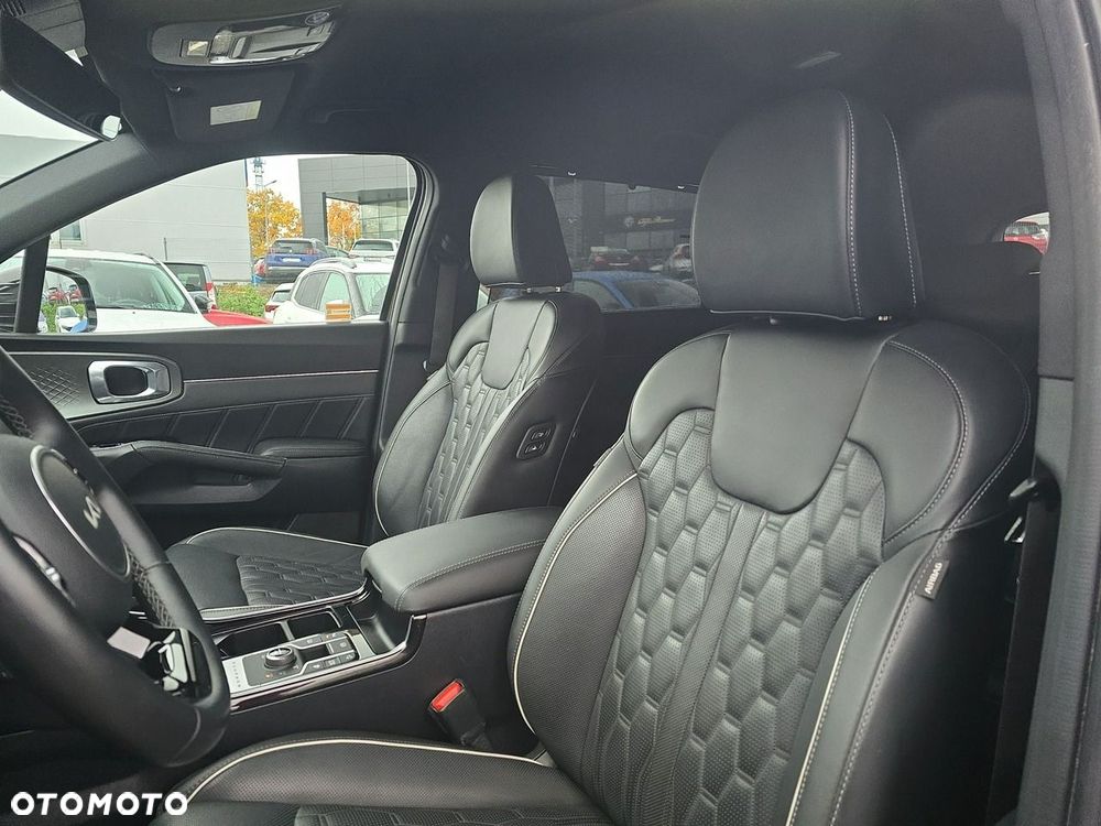 Kia Sorento - 11