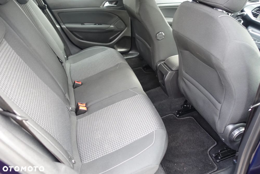 Peugeot 308 1.5 BlueHDi Active S&S - 22