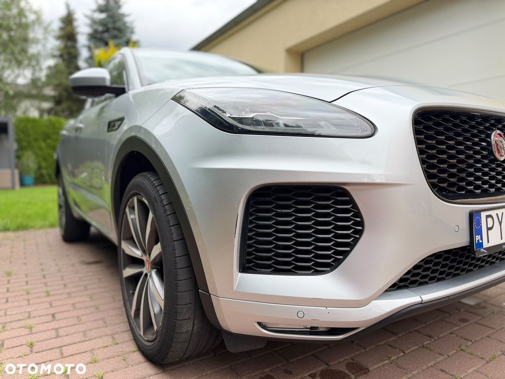 Jaguar E-Pace 2.0 i4P AWD R-Dynamic S - 27
