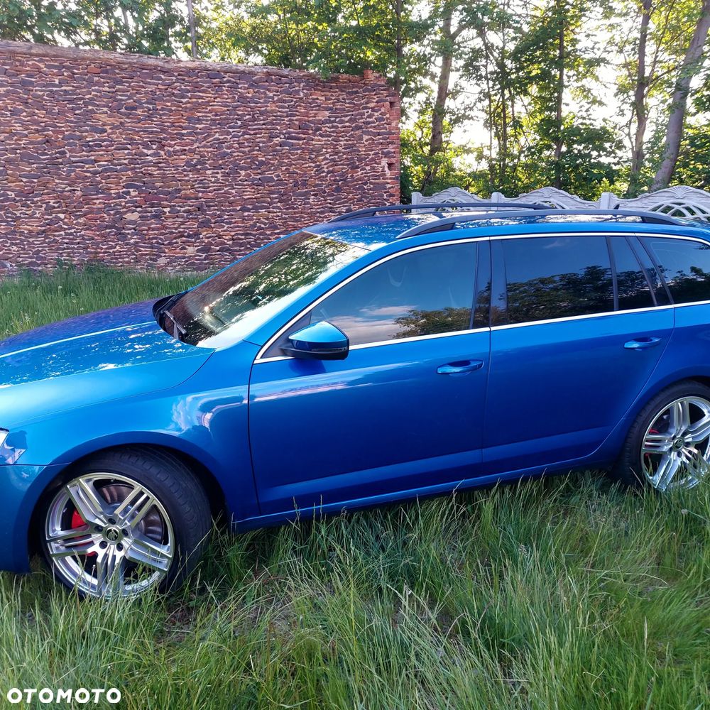 Skoda Octavia 2.0 TDI RS DSG - 18