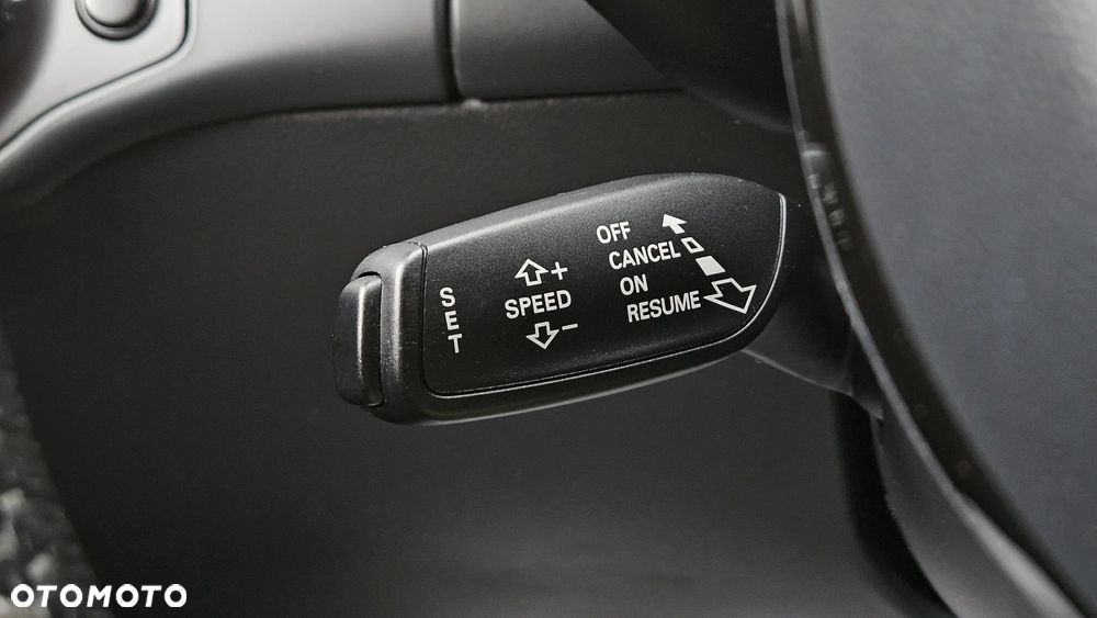 Audi A4 Avant 2.0 TDI DPF clean diesel S line Sportpaket - 34