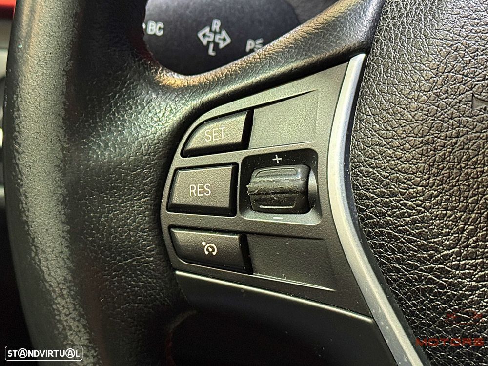 BMW 320 d EfficientDynamics Line Sport Auto - 23