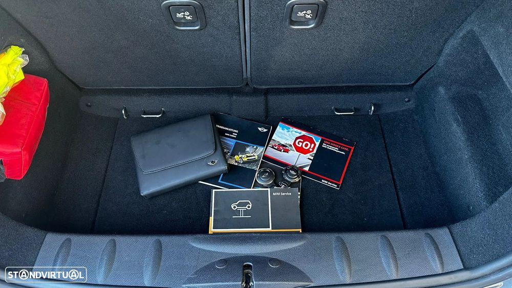 MINI 3 Portas Cooper D - 20