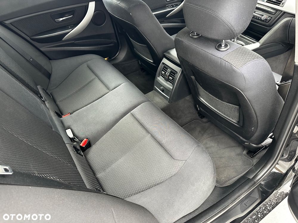 BMW Seria 3 - 14