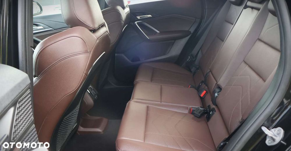 BMW X1 - 15