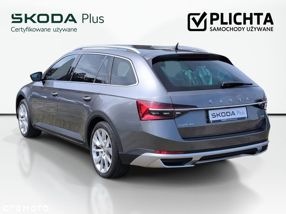 Skoda Superb 2.0 TDI SCR 4x4 Scout DSG - 8