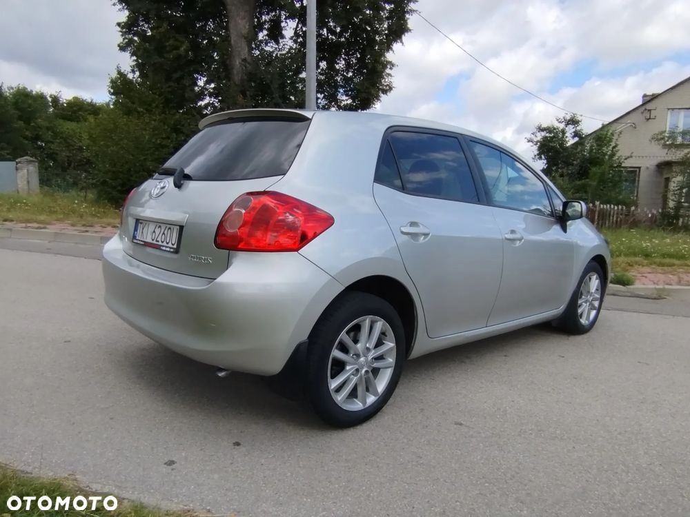 Toyota Auris 1.4 D-4D Edition - 8
