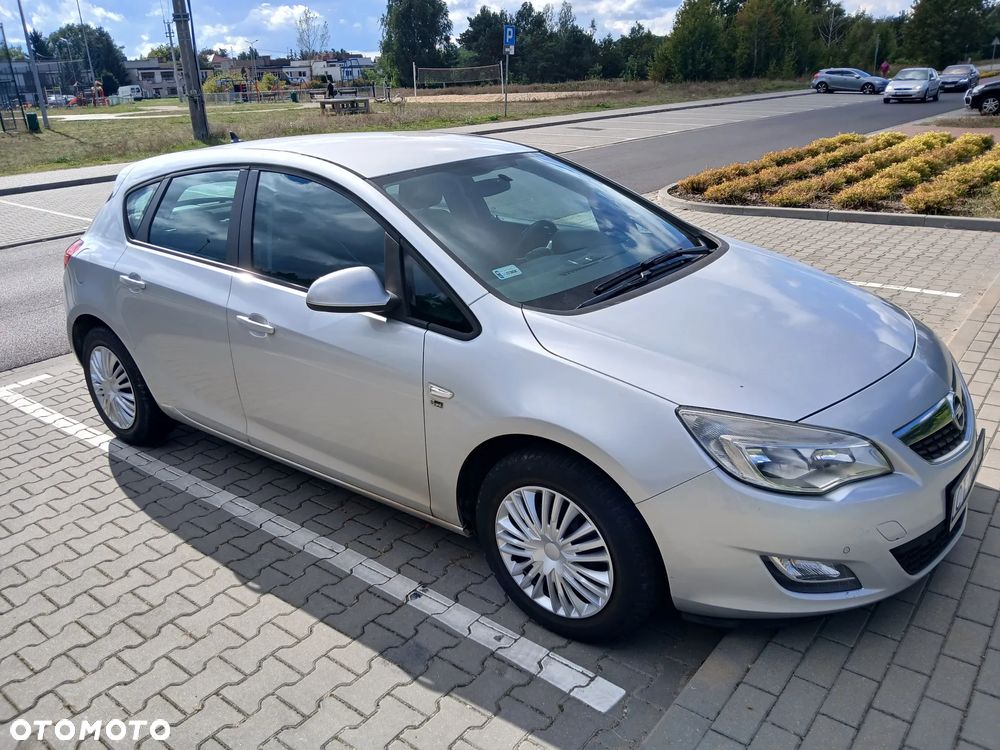 Opel Astra - 1