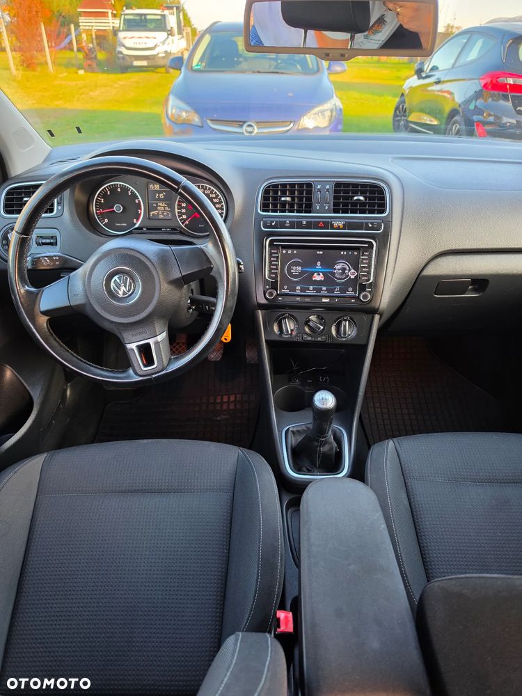 Volkswagen Polo - 17