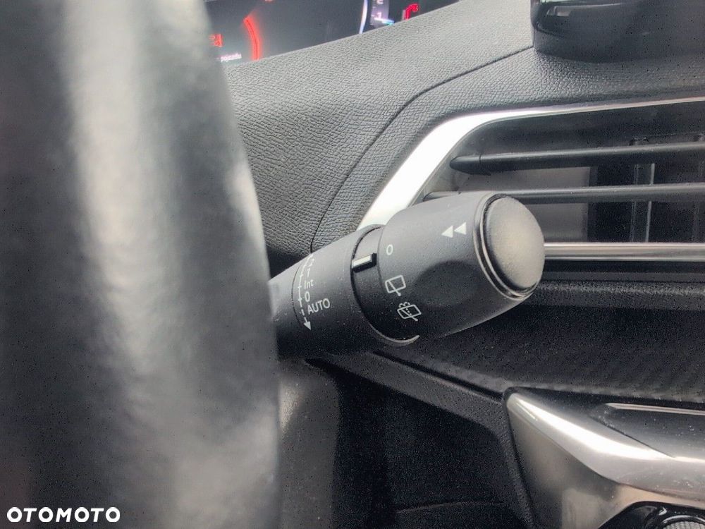 Peugeot 5008 1.2 PureTech Active Pack S&S EAT8 - 21