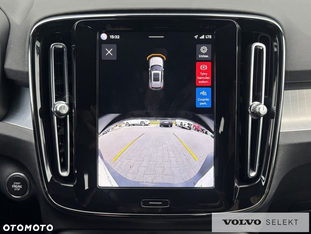 Volvo XC 40 - 23