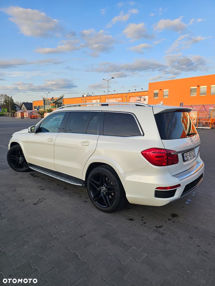 Mercedes-Benz GL 350 BlueTEC 4-Matic - 1
