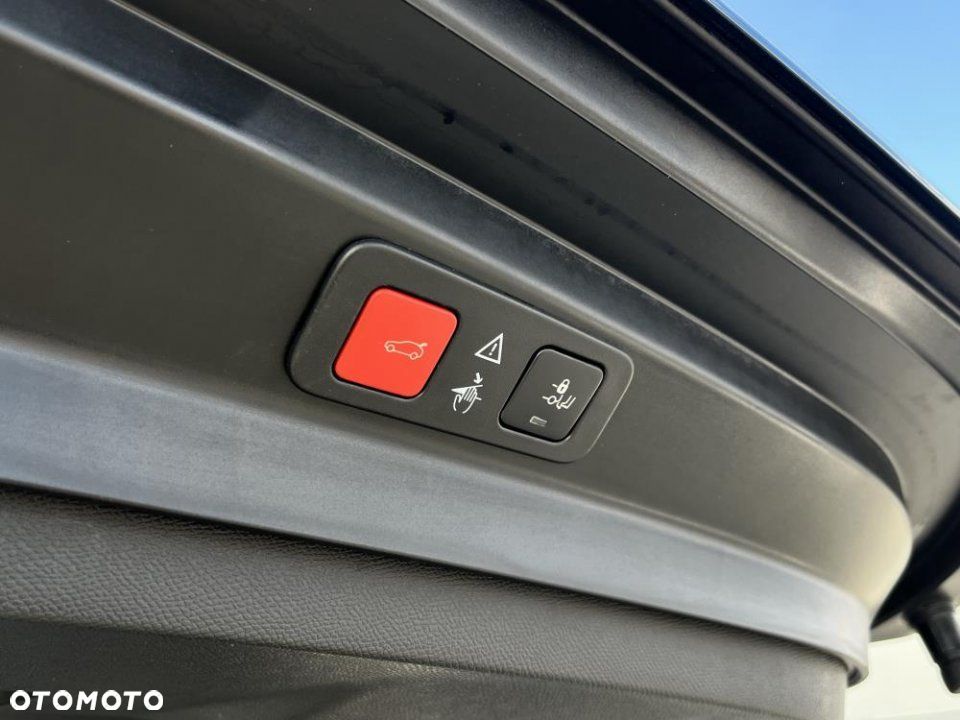 Peugeot 5008 - 13