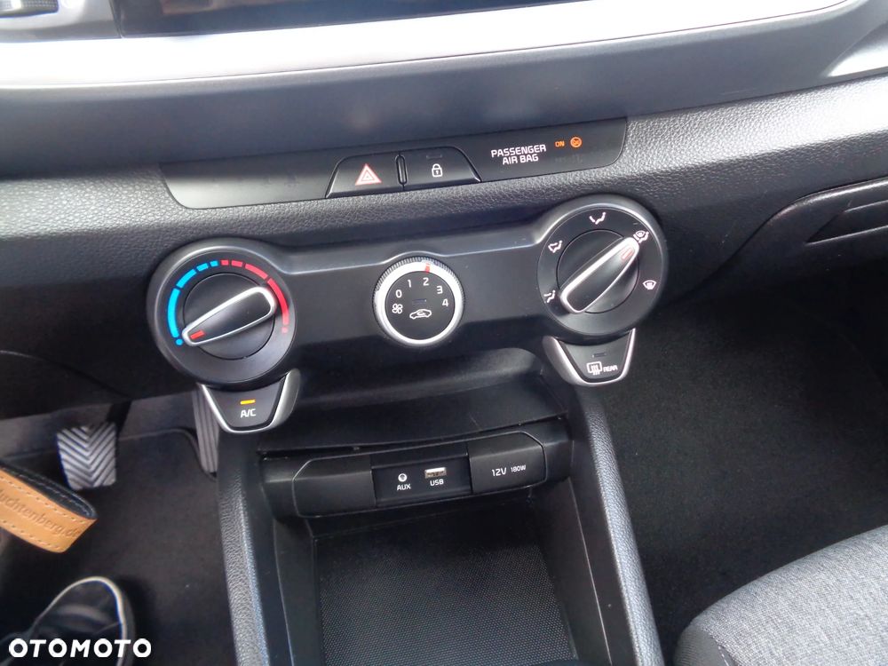 Kia Stonic 1.2 M - 16