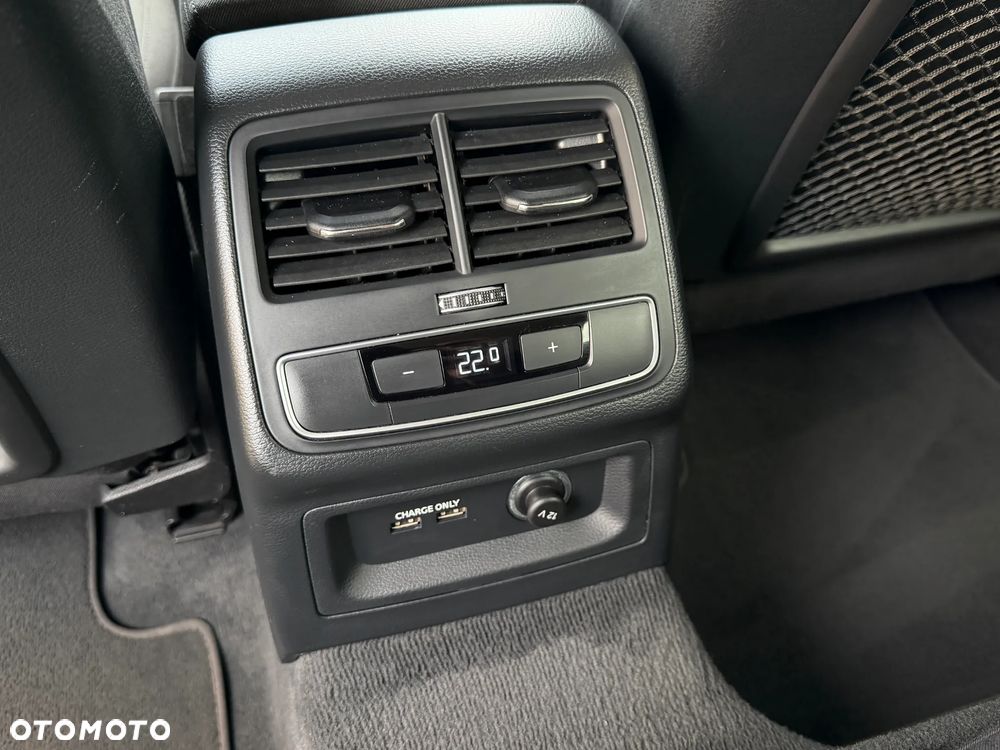 Audi A4 Avant 35 TFSI S tronic - 18