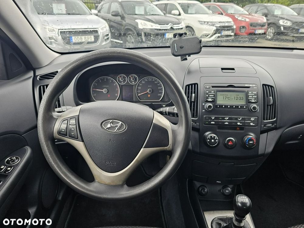 Hyundai i30 1.4 Classic + EU5 - 15