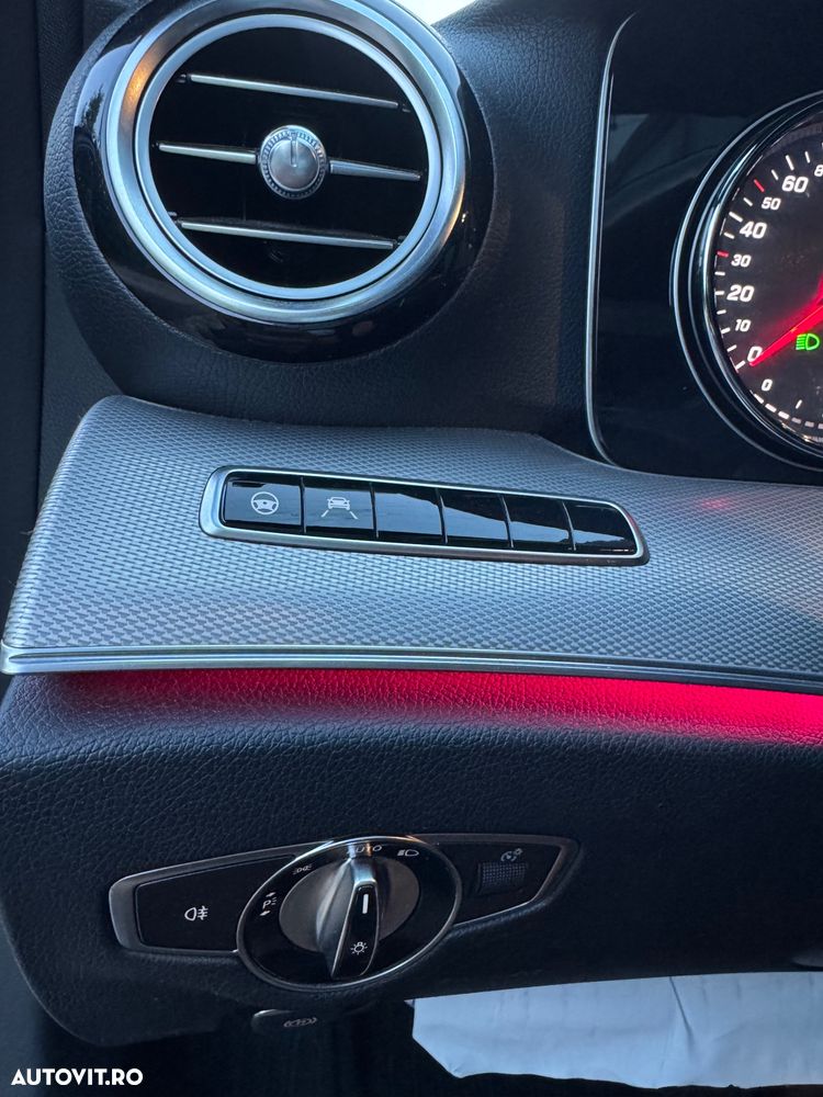 Mercedes-Benz E 220 d 9G-TRONIC - 18