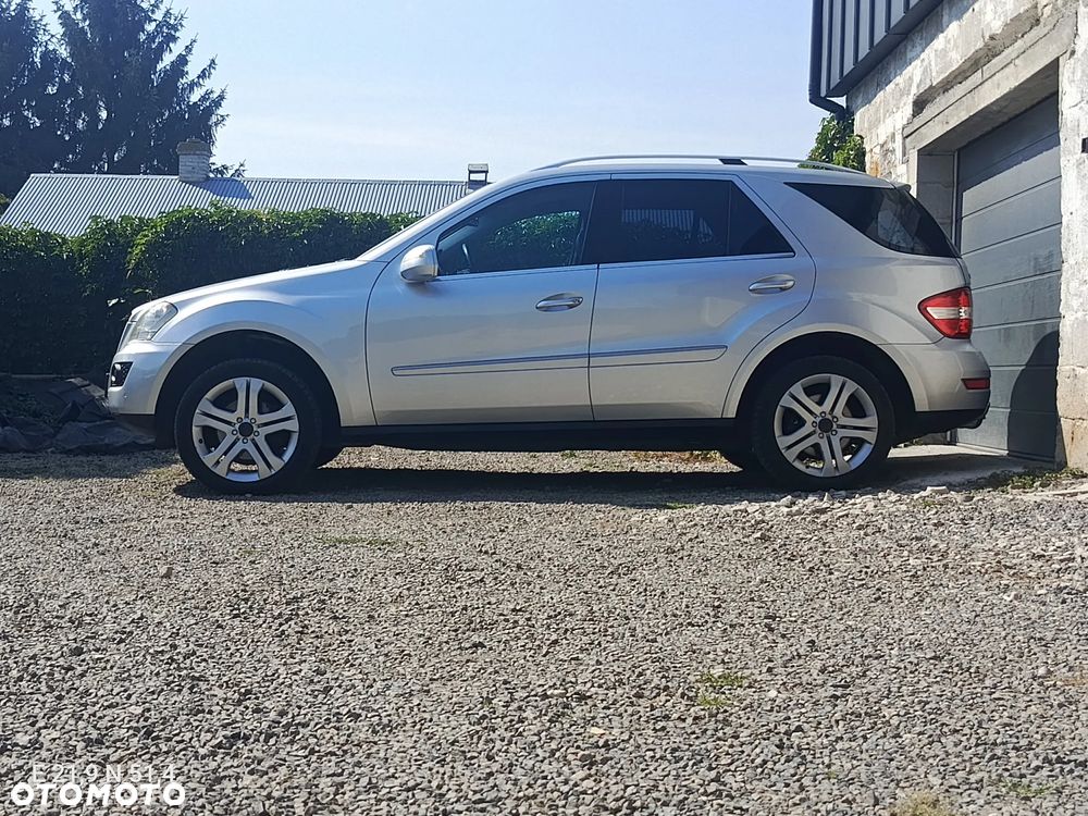 Mercedes-Benz ML 350 CDI 4Matic 7G-TRONIC DPF Grand Edition - 30