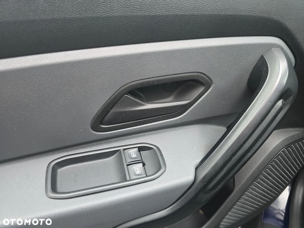 Dacia Duster 1.6 SCe Access S&S - 10