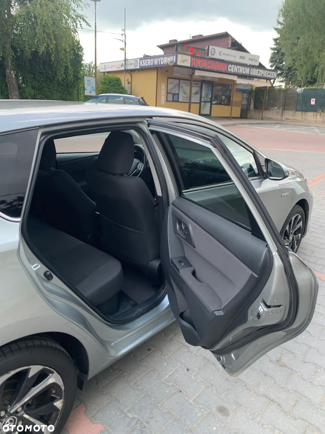 Toyota Auris Hybrid 135 Active - 13
