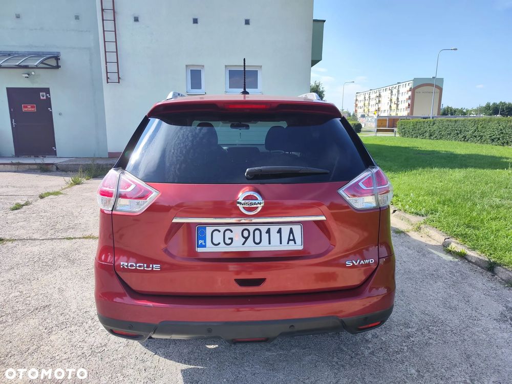 Nissan Rogue - 2