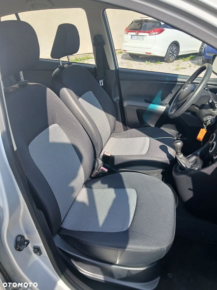 Hyundai i10 - 17