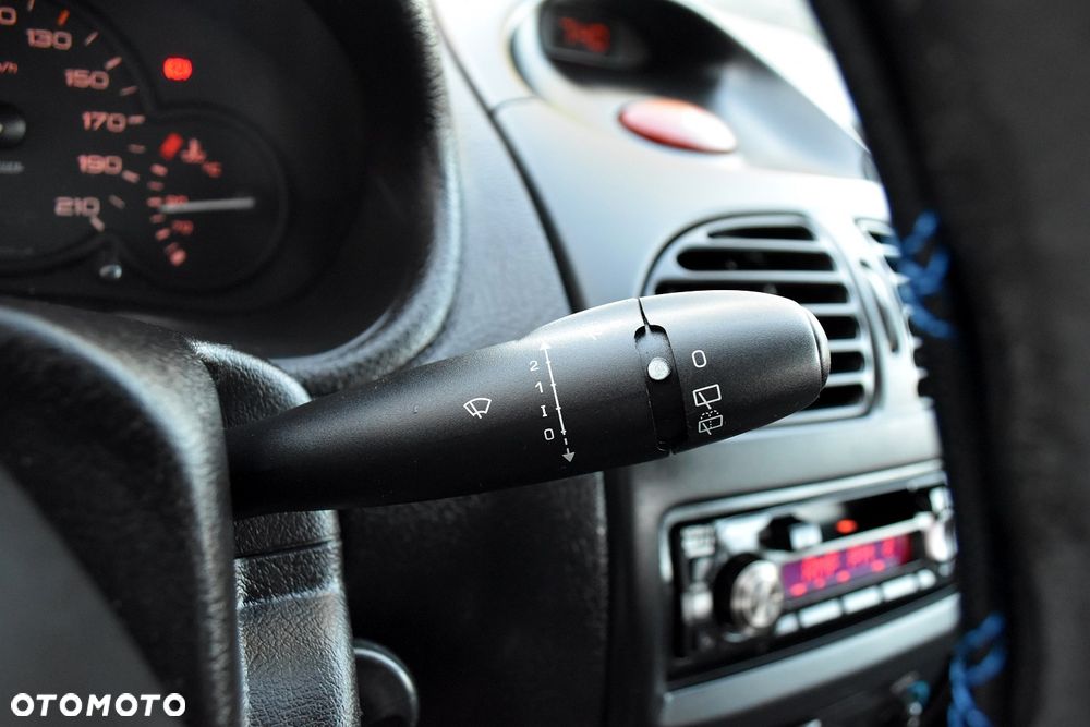 Peugeot 206 1.1 Color-Line - 30