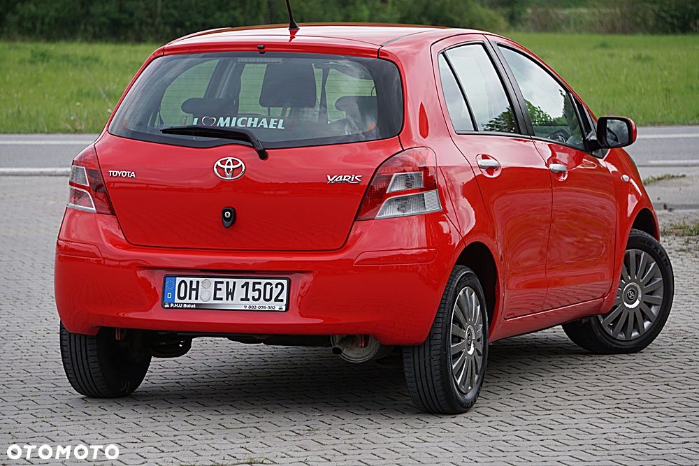 Toyota Yaris - 16