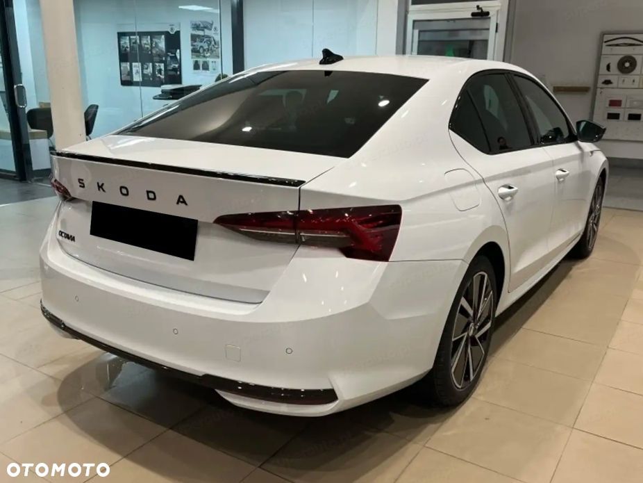 Skoda Octavia 1.5 TSI Sportline - 5