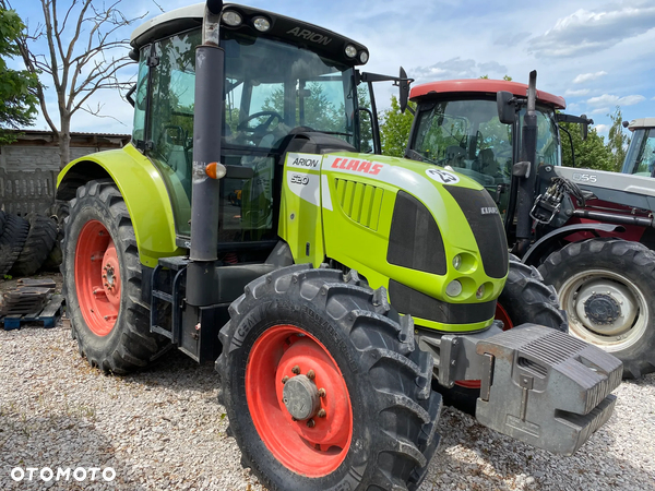Claas ARION 520