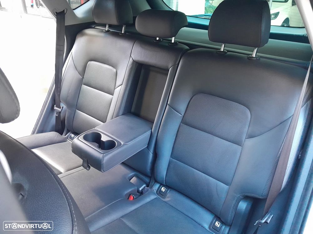 Hyundai Tucson 1.7 CRDi Creative - 16