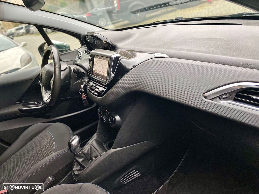 Peugeot 208 1.6 BlueHDi Style - 16