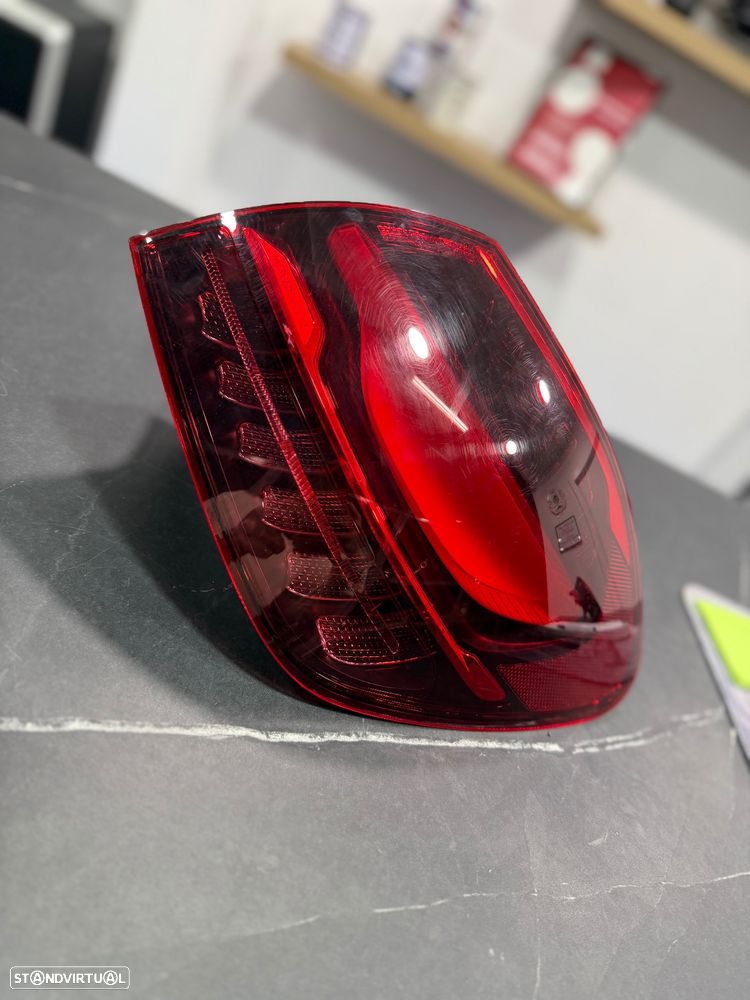 Farolim traseiro direito Mercedes Class A W177 - 1