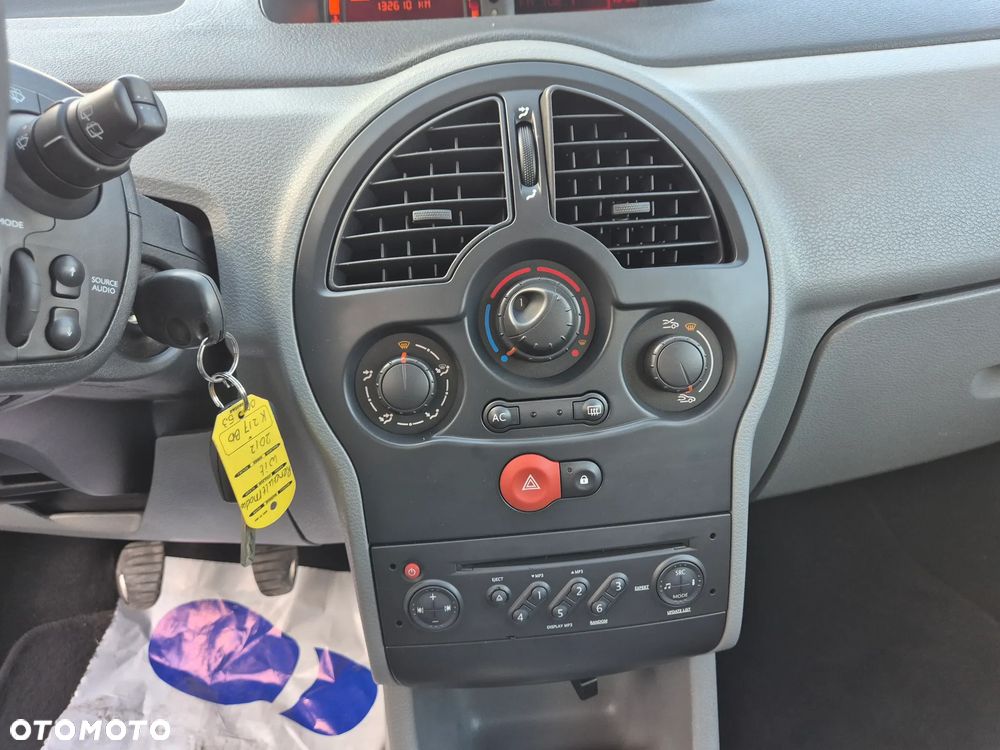Renault Modus 1.2 16V Yahoo - 37